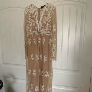 Medium Lace/Nude Forever 21 Gown